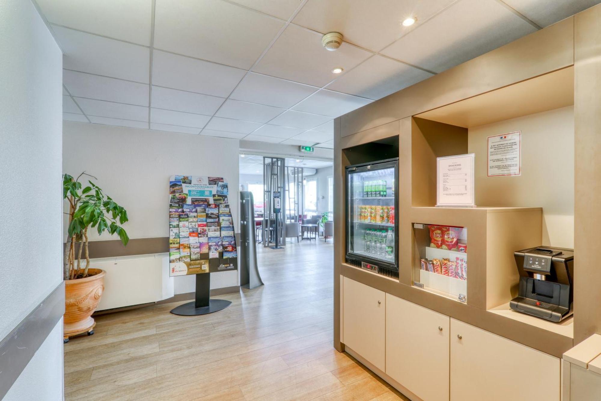 Ace Hotel Riom Ngoại thất bức ảnh