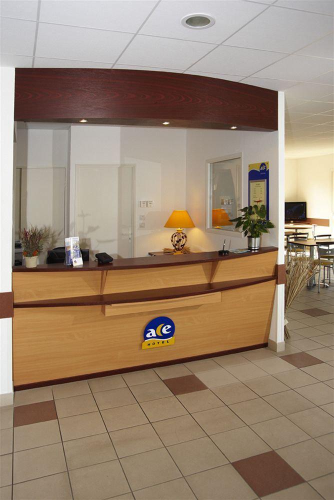 Ace Hotel Riom Ngoại thất bức ảnh
